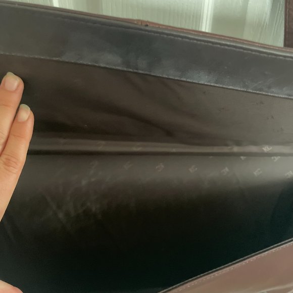 Kenneth Cole Brown Leather Messenger Satchel/Briefcase - Picture 6 of 14